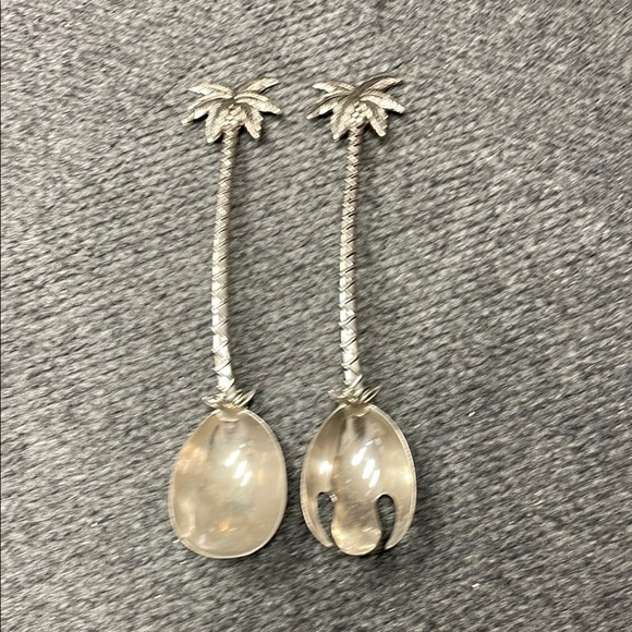 Godinger Palm Tree Large Salad Serving Set Silver Dinnerware Serving Tongs - Picture 1 of 6